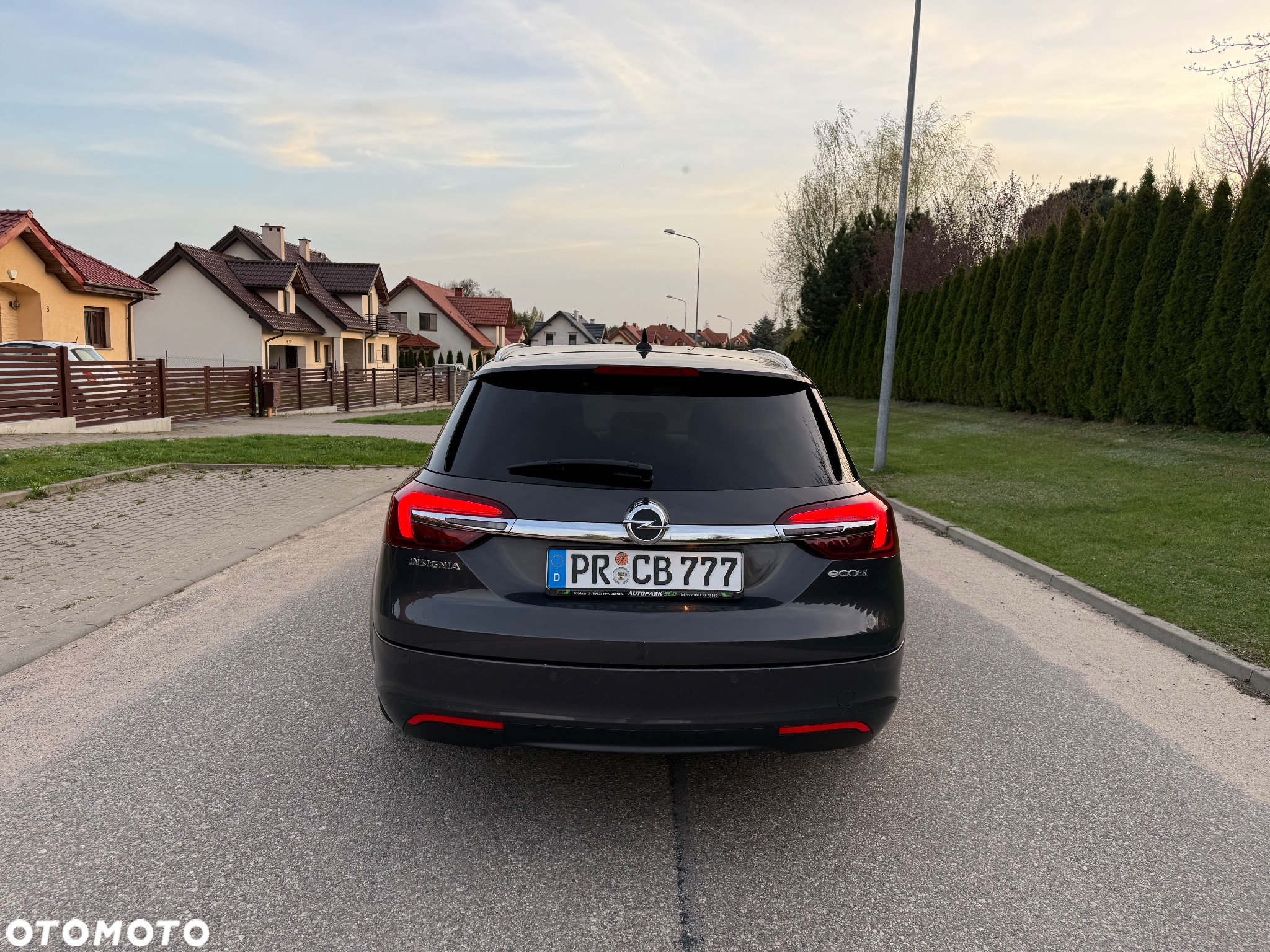 Opel Insignia - 15