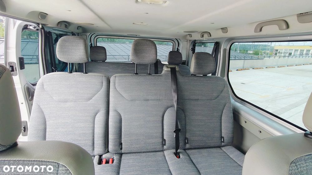 Renault Trafic 2.5 dCi 150 FAP Passenger L1H1 Quickshift Privilège - 40