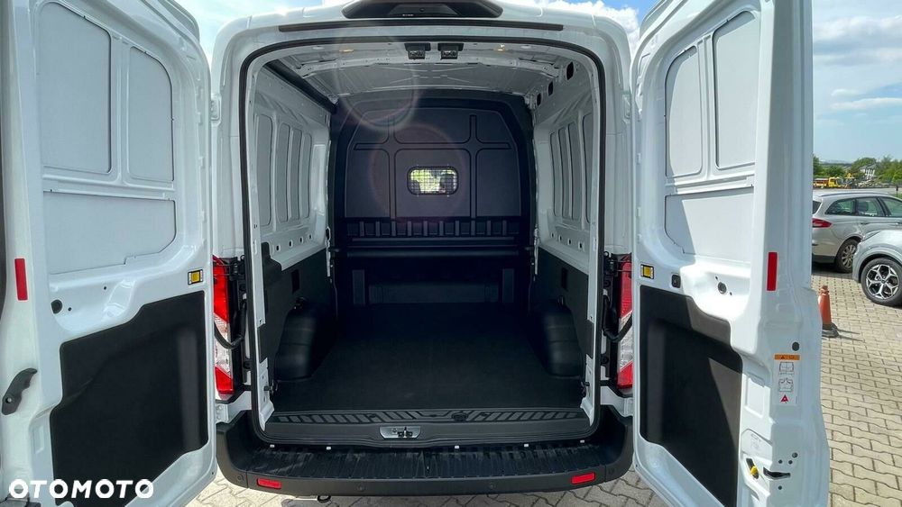 Ford transit Trend - 20