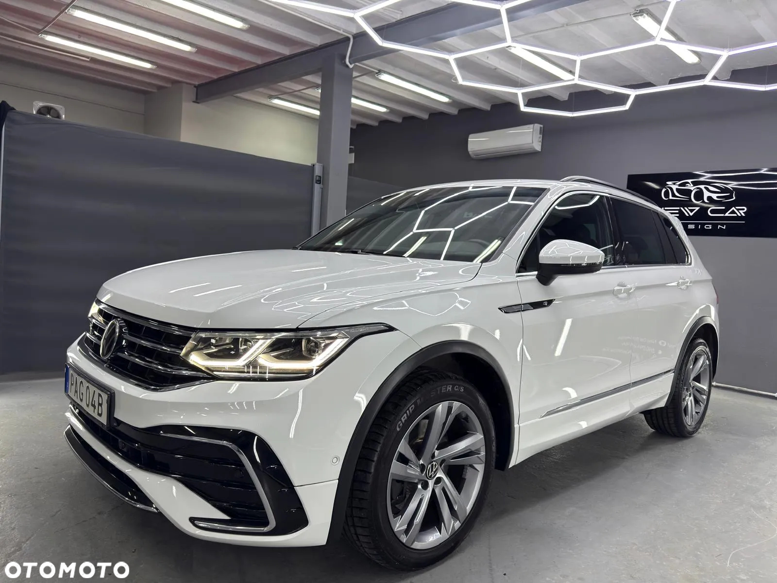 Volkswagen Tiguan 2.0 TDI SCR 4MOTION DSG R-Line - 7