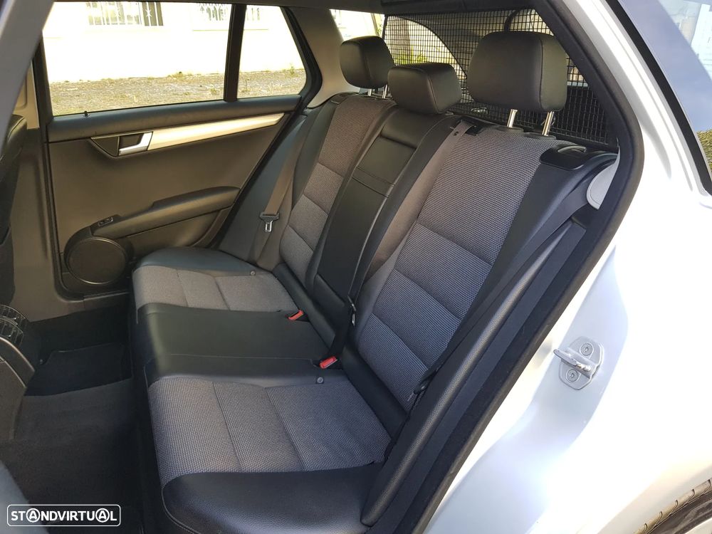 Mercedes-Benz C 220 CDi Avantgarde BlueEfficiency - 31