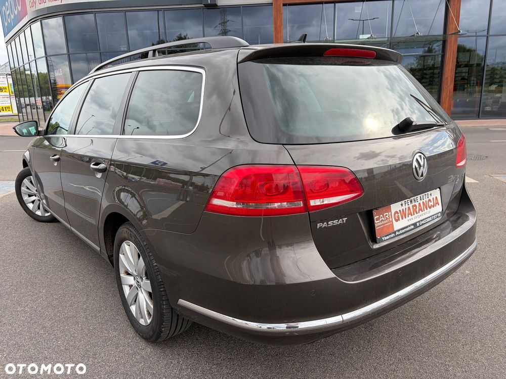 Volkswagen Passat - 6