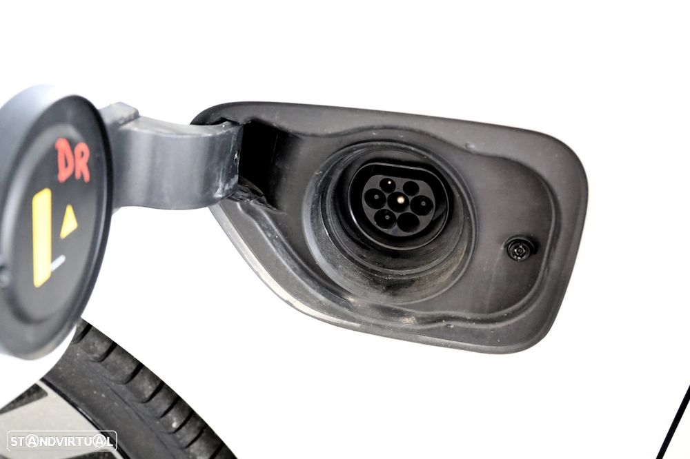 Volvo V60 2.0 T6 AWD TE Plus Dark - 11