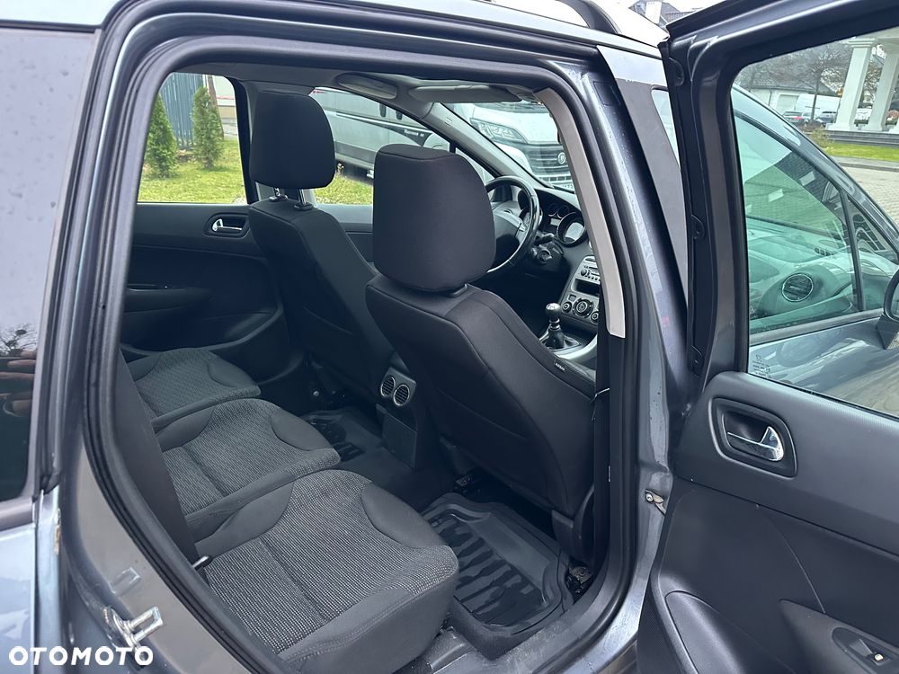 Peugeot 308 HDi FAP 110 Family - 8