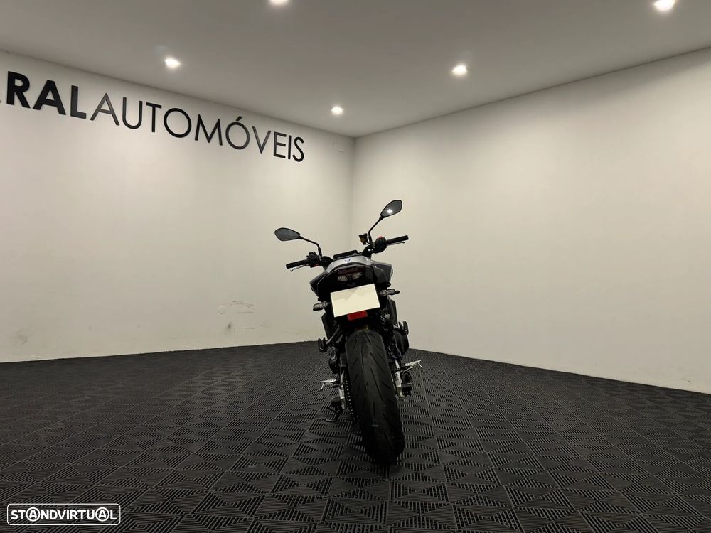 Yamaha MT-09 MT-09 SP - 24