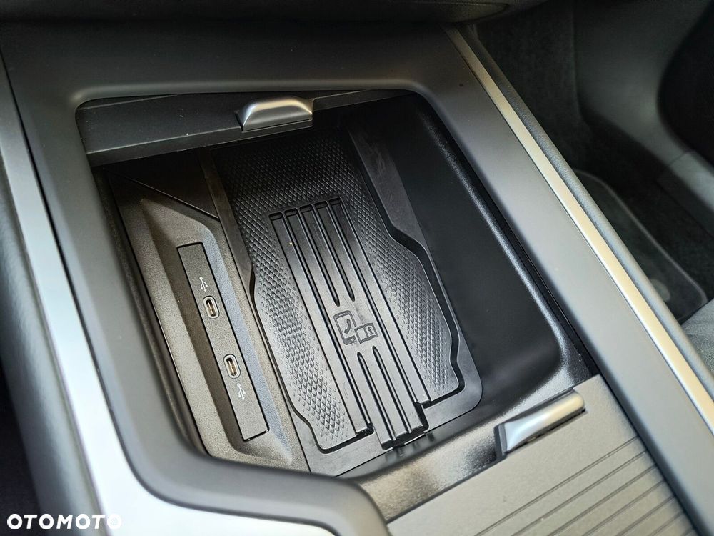 Volkswagen Passat - 24