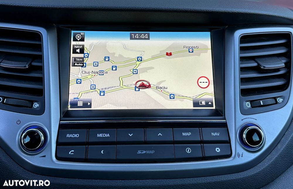 Hyundai Tucson 2.0 CRDI 4WD Automatik Intro Edition - 12