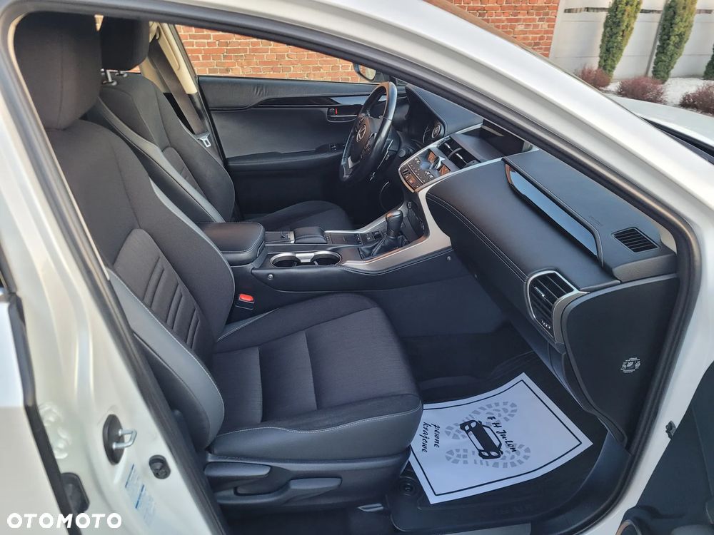 Lexus NX 300 Business Edition AWD - 15