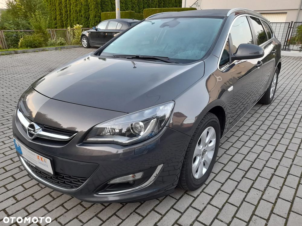 Opel Astra 1.6 CDTI Sport - 2