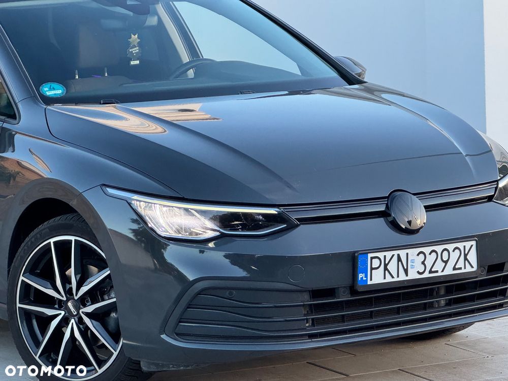 Volkswagen Golf 1.5 eTSI OPF DSG Style - 6
