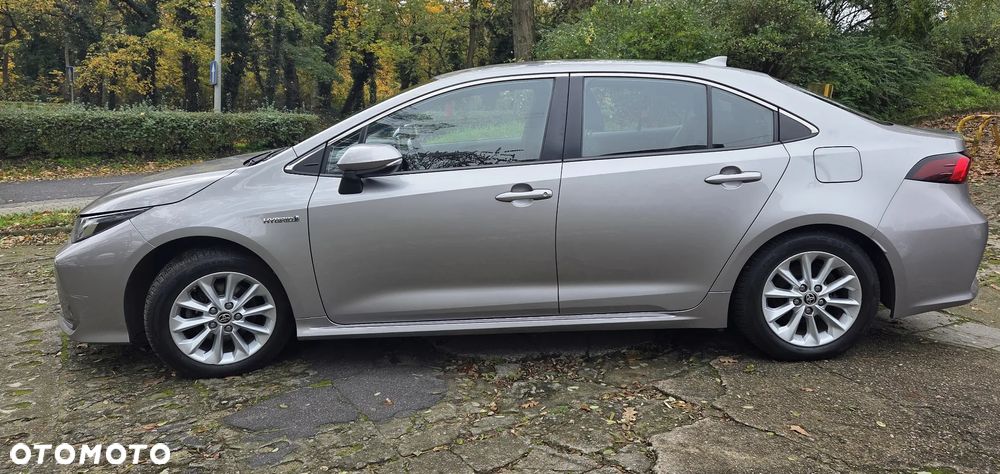 Toyota Corolla 1.8 Hybrid Comfort - 2