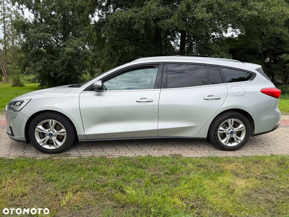 Ford Focus 1.0 EcoBoost STart-Stopp-System TITANIUM X - 6