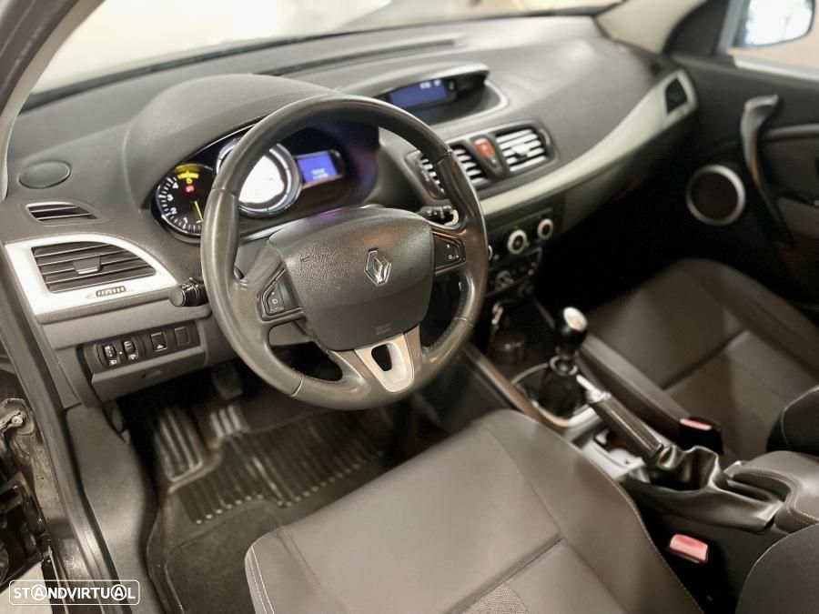 Renault Mégane Sport Tourer 1.5 dCi Dynamique - 6