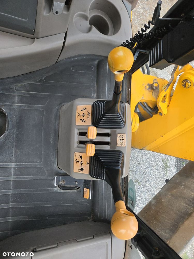 JCB 4CX - 20
