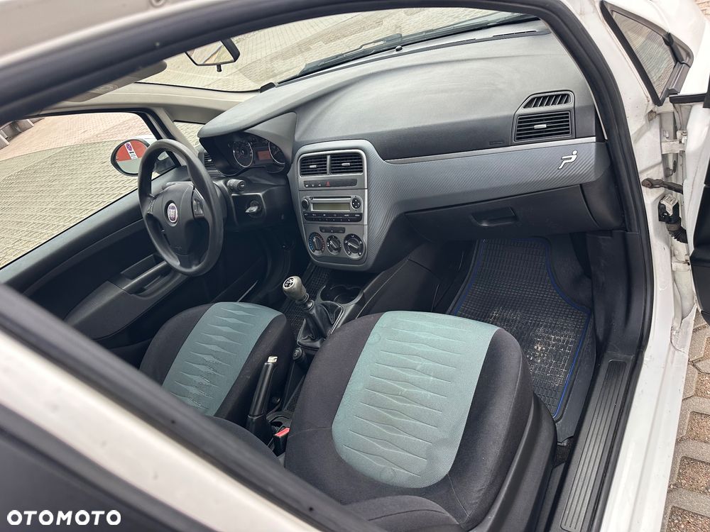 Fiat Punto 1.2 8V - 14