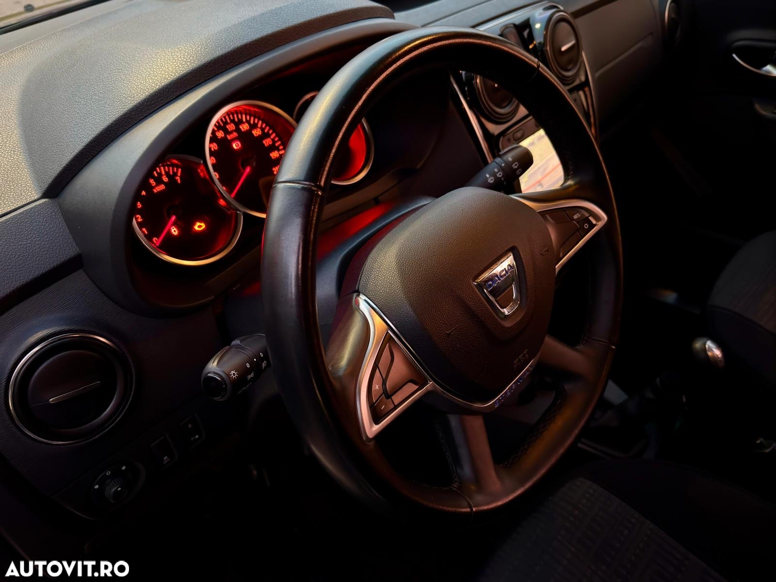 Dacia Dokker 1.6 SCe Stepway - 18