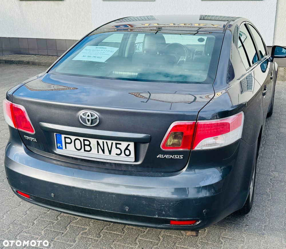 Toyota Avensis 2.2 D-4D Sol plus Premium - 4