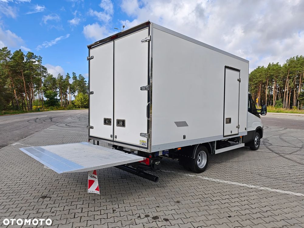 Iveco DAILY 3.0d 150KM** WINDA BAR 1000kg+UDT do 09.29r + STEROWANIE BEZPRZEWODOWE** Kontener 8-EuroPalet dł 425cm ** POLSKI SALON** 233 tyś KM** DMC do 3.5T kat.B** - 30