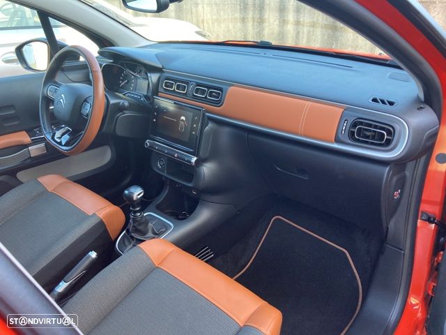 Citroën C3 1.2 PureTech Shine Pack - 32