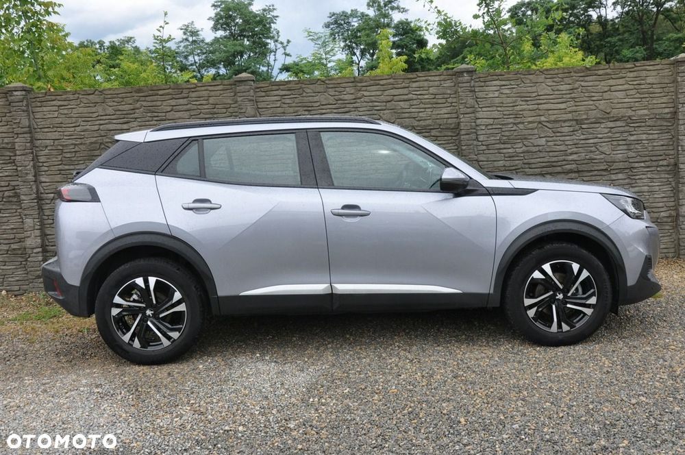 Peugeot 2008 1.2 PureTech Allure S&S EAT8 - 6