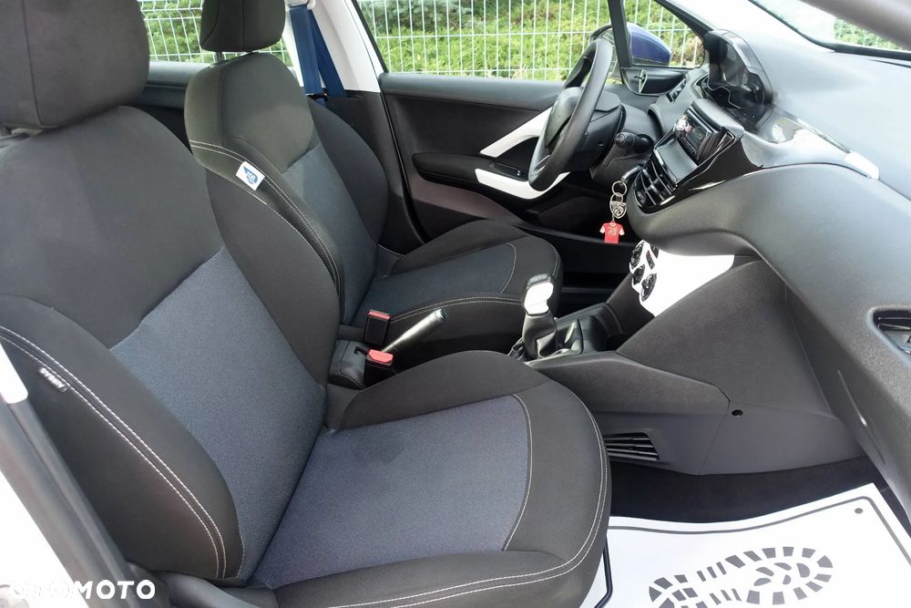 Peugeot 208 1.0 VTi Access - 12