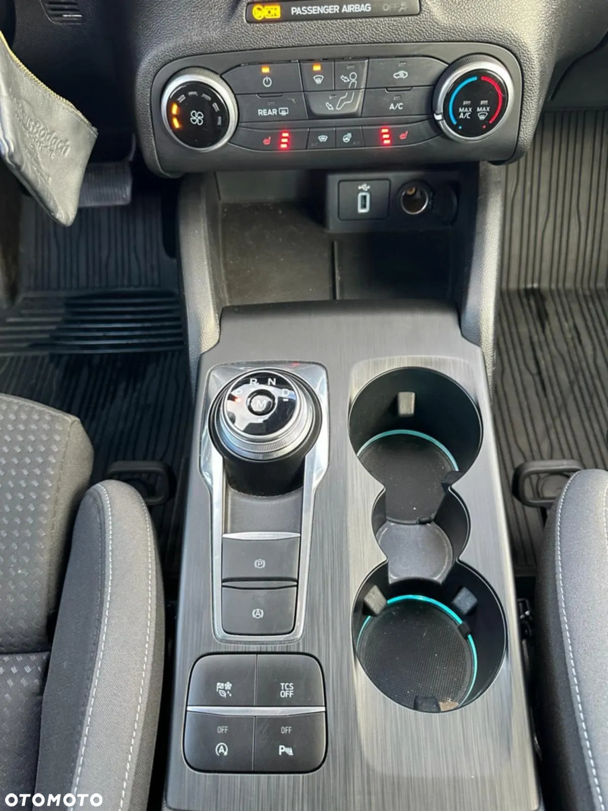 Ford Focus 1.5 EcoBlue Start-Stopp-System COOL&CONNECT - 35