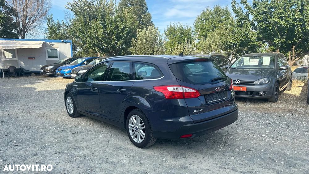 Ford Focus - 5