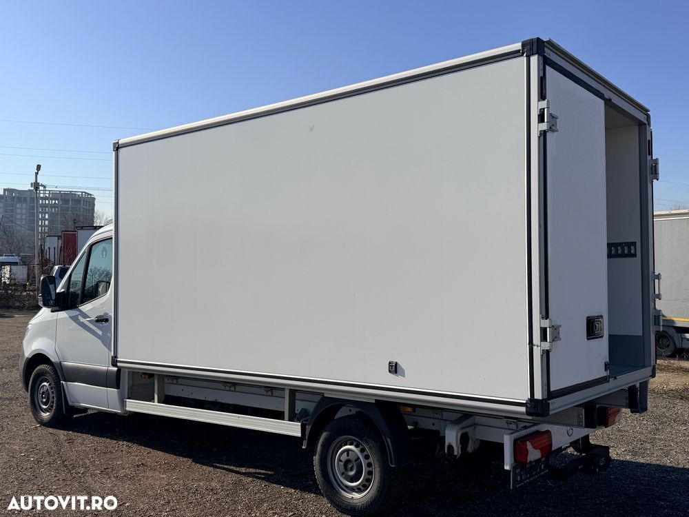 Mercedes-Benz Sprinter 317 - 13