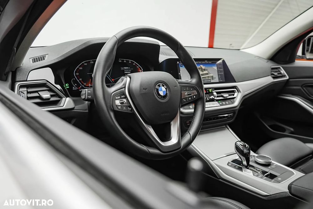 BMW Seria 3 318d Aut. Sport Line - 12