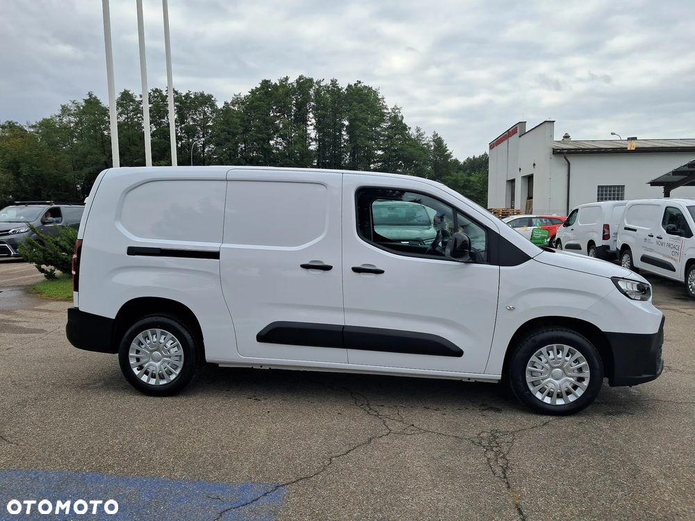 Toyota Proace CITY VAN LONG - 4