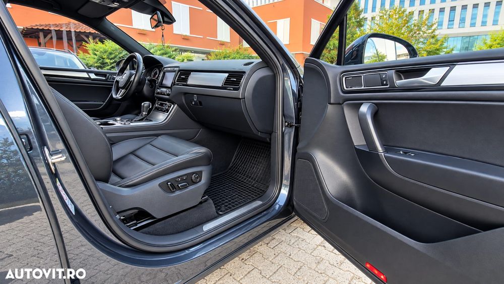 Volkswagen Touareg - 7