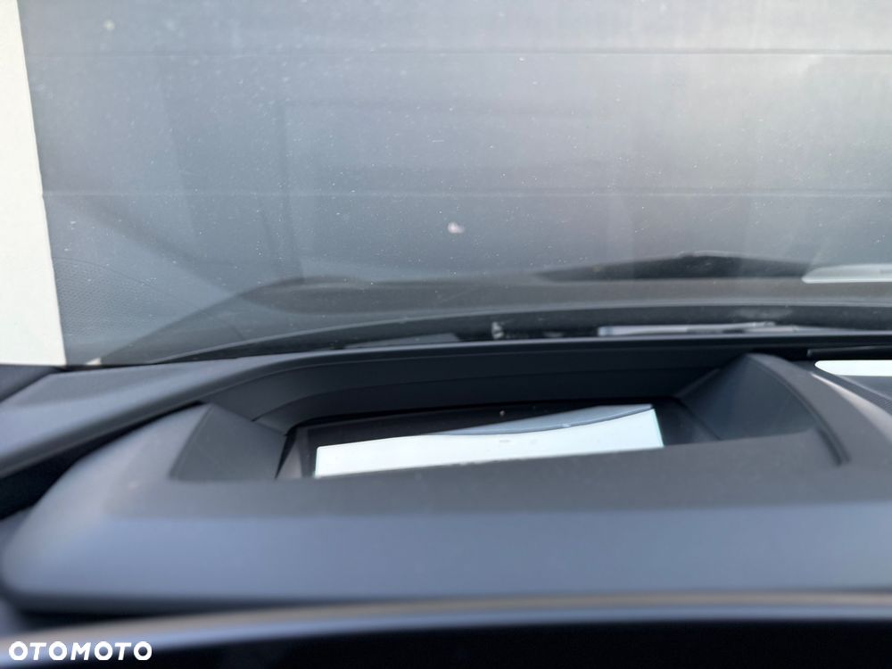 Audi A6 Avant e-tron - 22