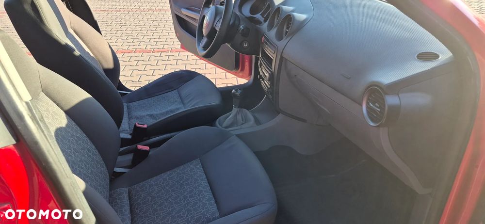 Seat Ibiza 1.4 16V Stylance - 10