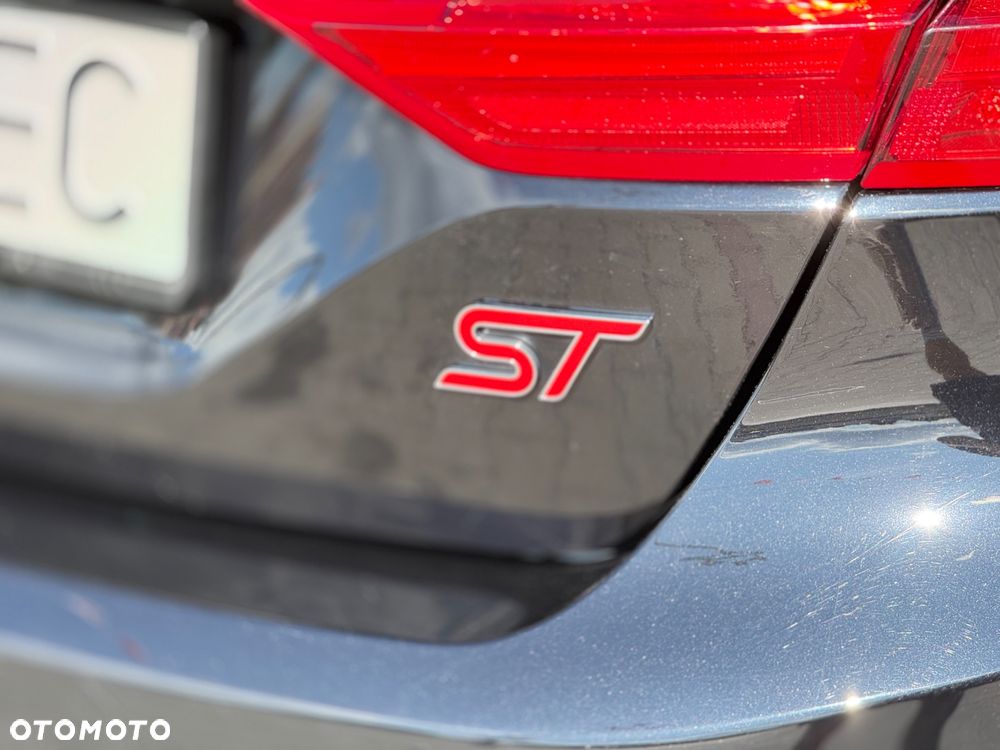 Ford Fiesta - 11