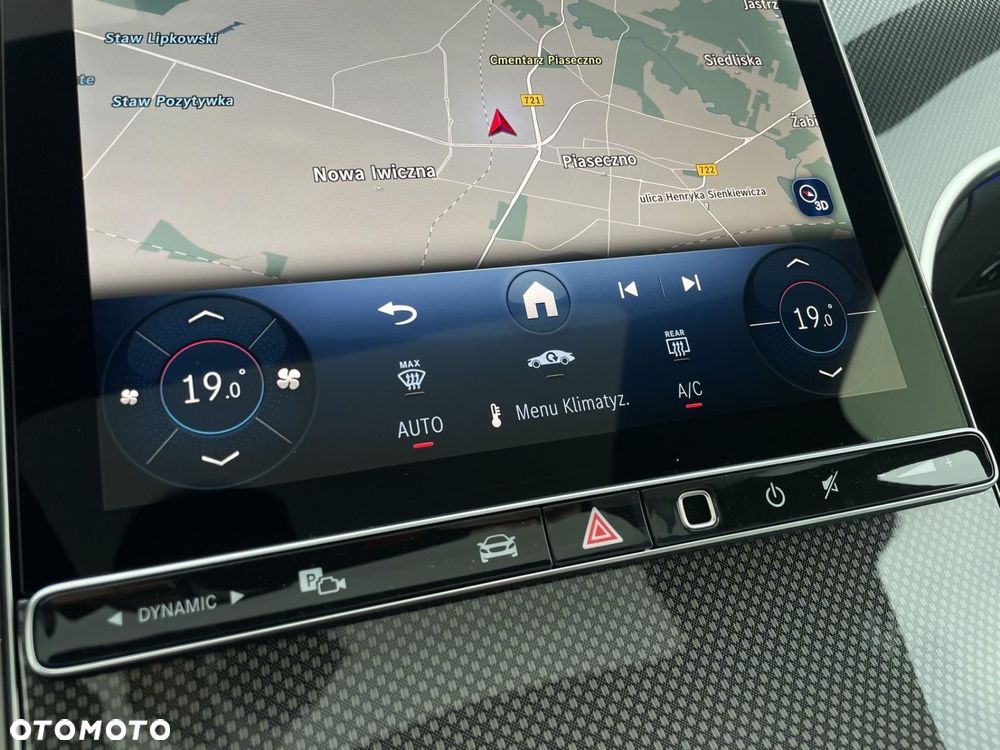 Mercedes-Benz GLC - 21