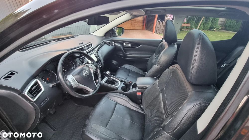 Nissan Qashqai 1.6 dCi DPF tekna - 12