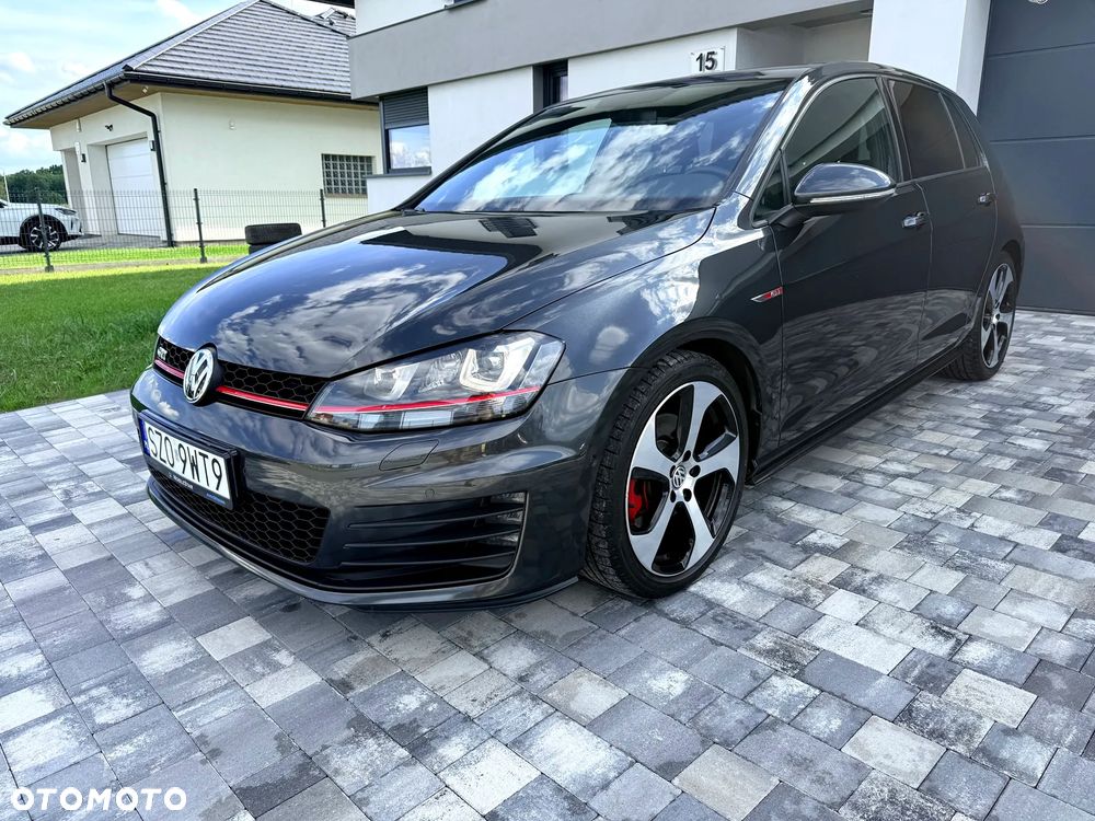 Volkswagen Golf GTI BlueMotion Technology - 4