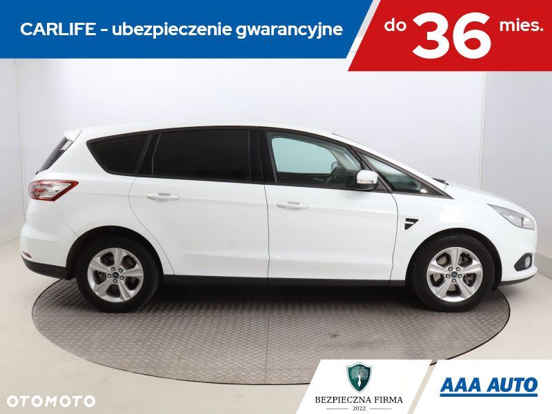 Ford S-Max - 8