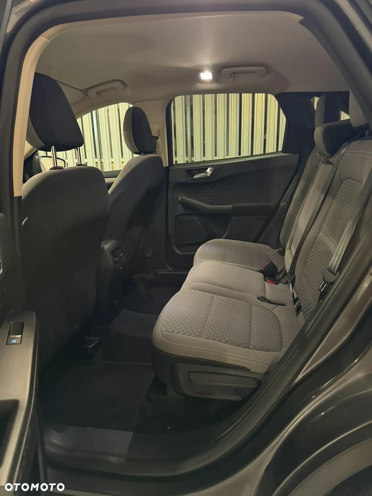 Ford Escape - 32