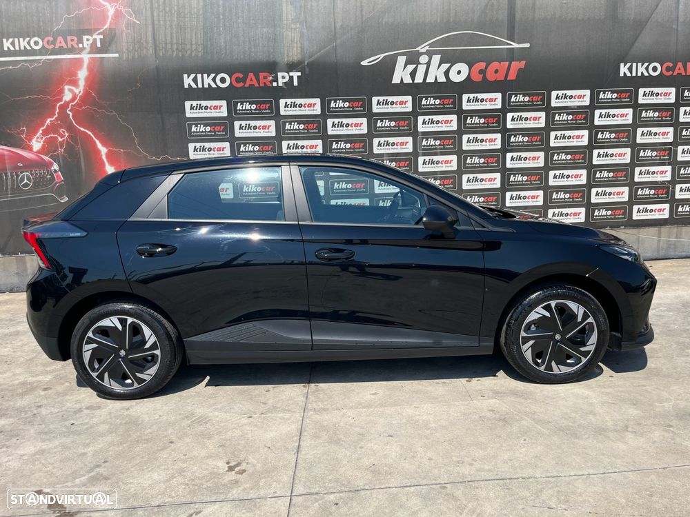 MG MG4 51 kWh Standard - 4