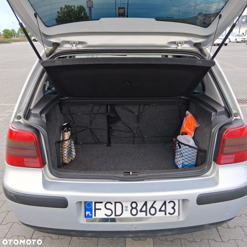 Volkswagen Golf - 12