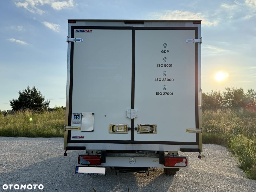 Mercedes-Benz Sprinter - 29