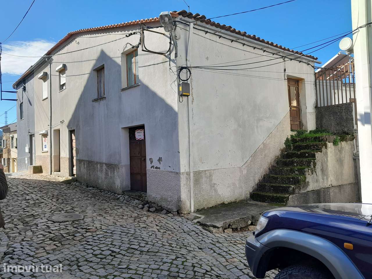 Moradia T2  - para reconstrução - Grande imagem: 2/12