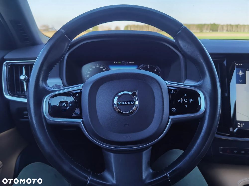 Volvo V90 D3 AWD Momentum - 13
