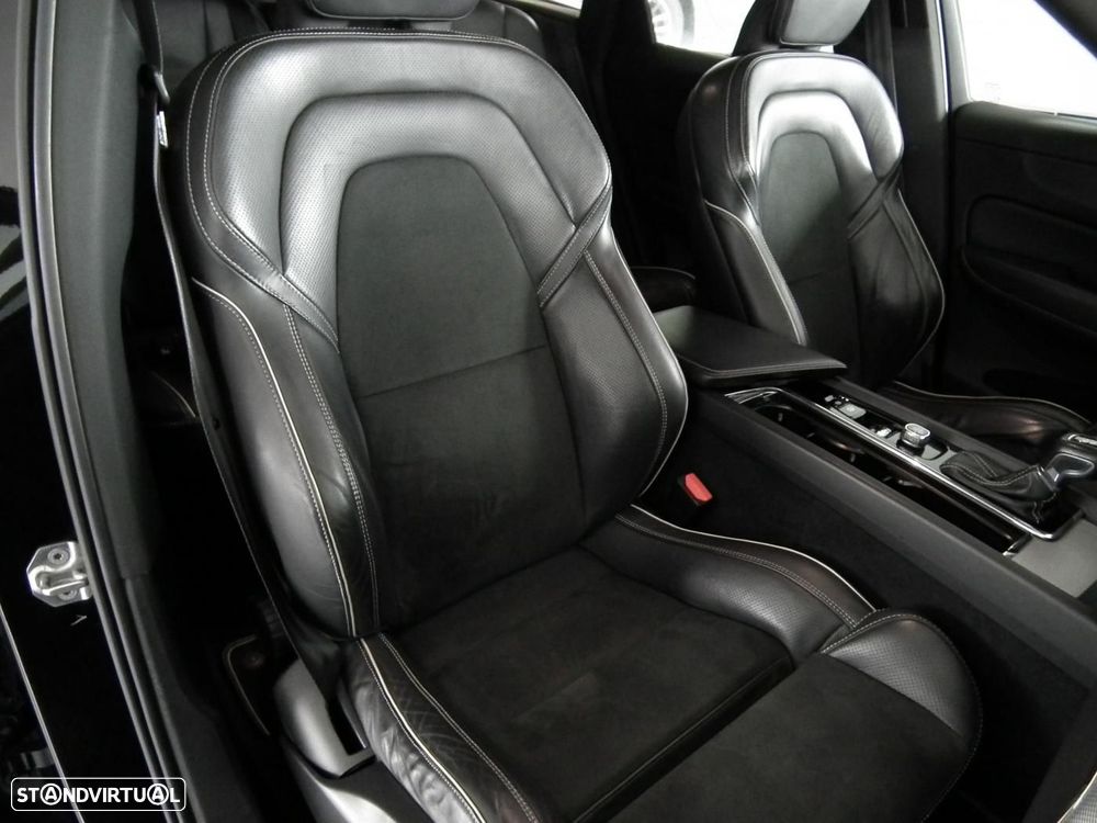 Volvo XC 60 2.0 D4 R-Design Geartronic - 23