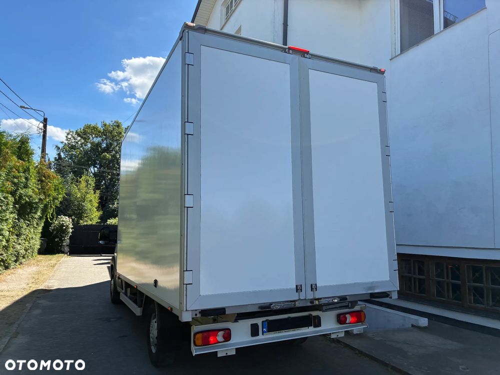 Peugeot Boxer Izoterma kontener 8 Palet Model 2020r. 3,5t 163KM Salon PL - 7