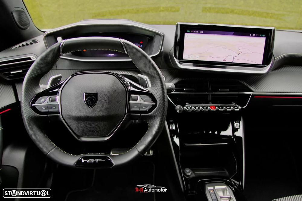 Peugeot 2008 1.2 PureTech GT EAT8 - 29