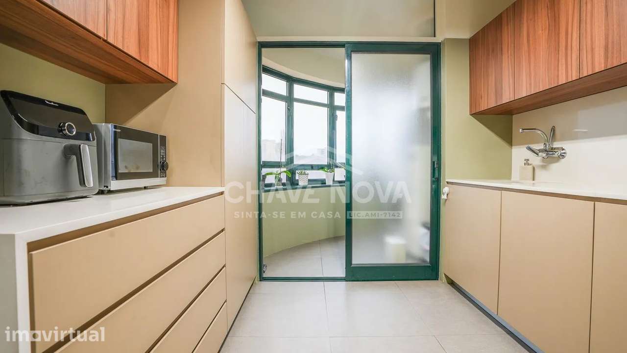 T2 Renovado c/ Lugar de Garagem na Afurada - Grande imagem: 5/26