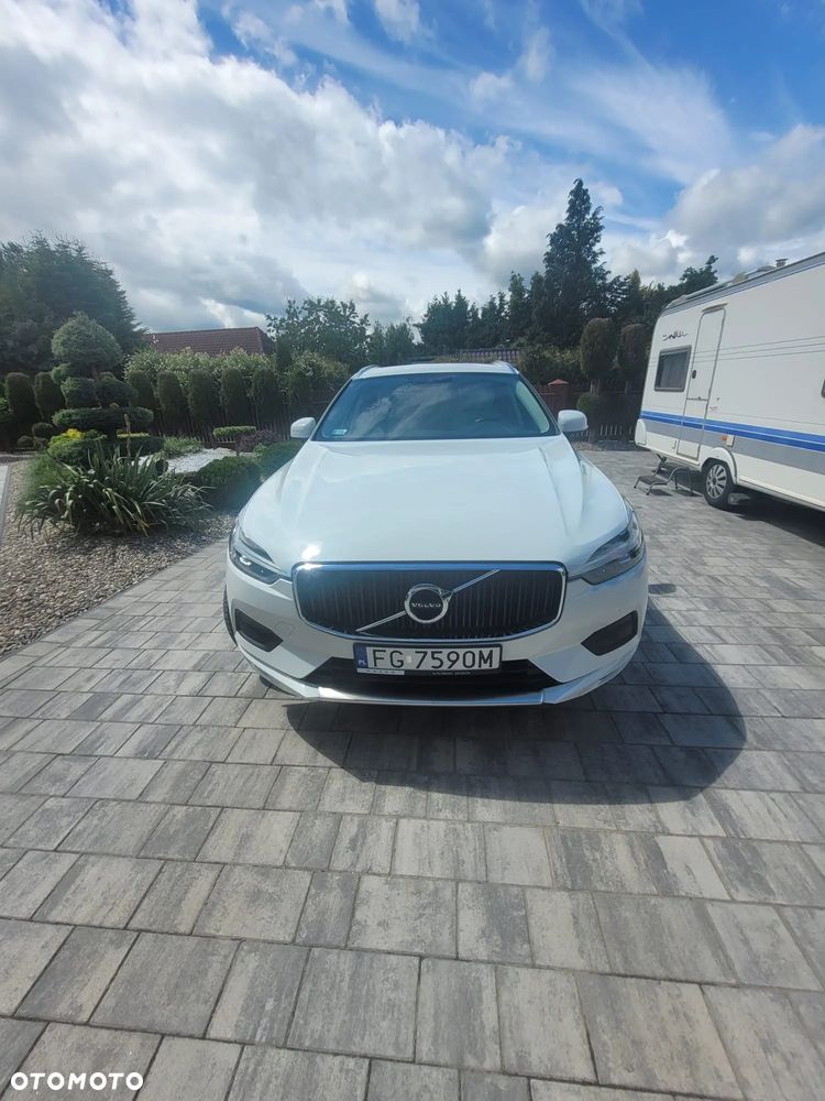 Volvo XC 60 B4 B Momentum Pro - 1