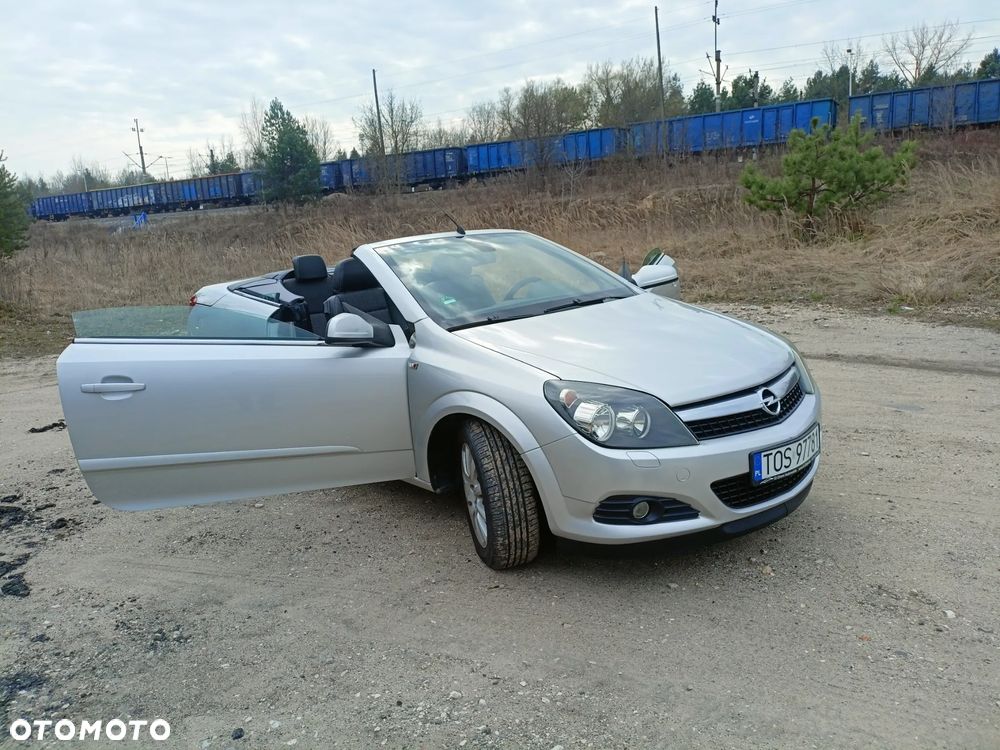Opel Astra 1.8 Cosmo - 29
